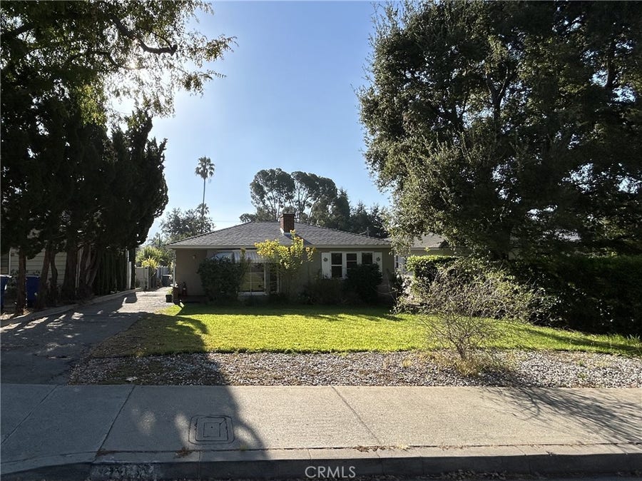 Property photo for 1970 Allen Avenue, Altadena, CA