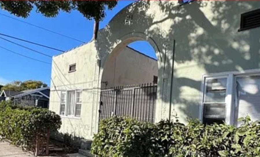 Property photo for 551 W 10th, #10, Long Beach, CA