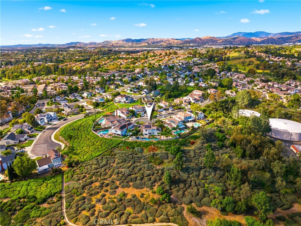 25856 Windsong, Lake Forest, CA 92630 25856 Windsong, Lake Forest, CA 92630
