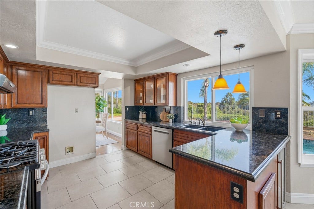 25856 Windsong, Lake Forest, CA 92630 25856 Windsong, Lake Forest, CA 92630