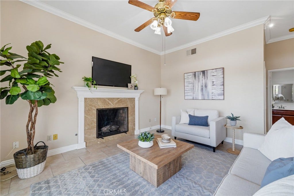 25856 Windsong, Lake Forest, CA 92630 25856 Windsong, Lake Forest, CA 92630