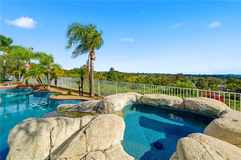 25856 Windsong, Lake Forest, CA 92630 25856 Windsong, Lake Forest, CA 92630