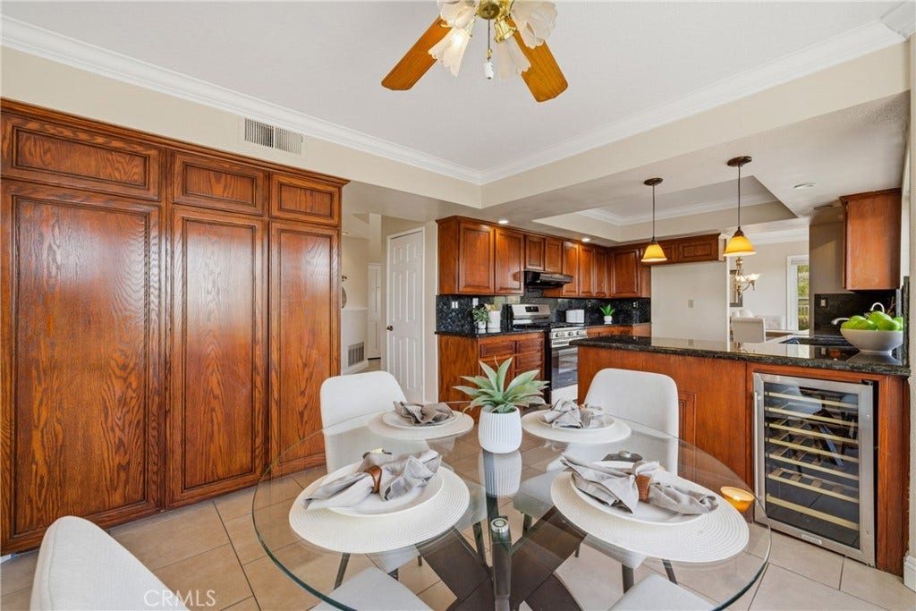 25856 Windsong, Lake Forest, CA 92630 25856 Windsong, Lake Forest, CA 92630