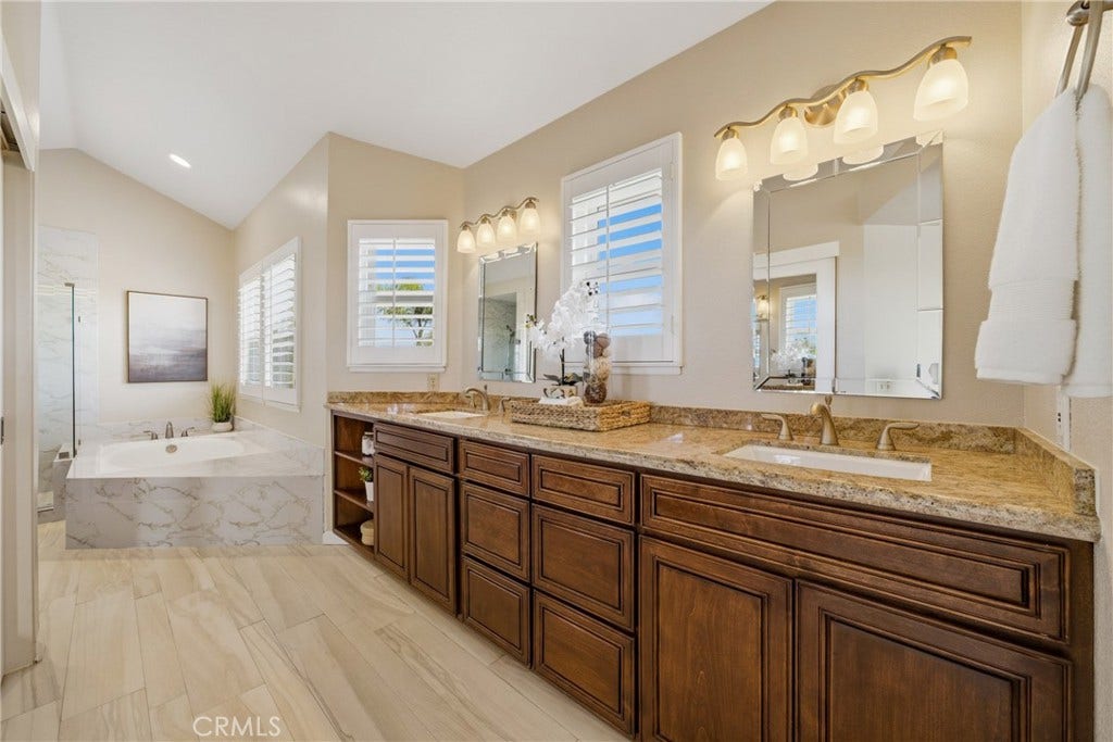 25856 Windsong, Lake Forest, CA 92630 25856 Windsong, Lake Forest, CA 92630