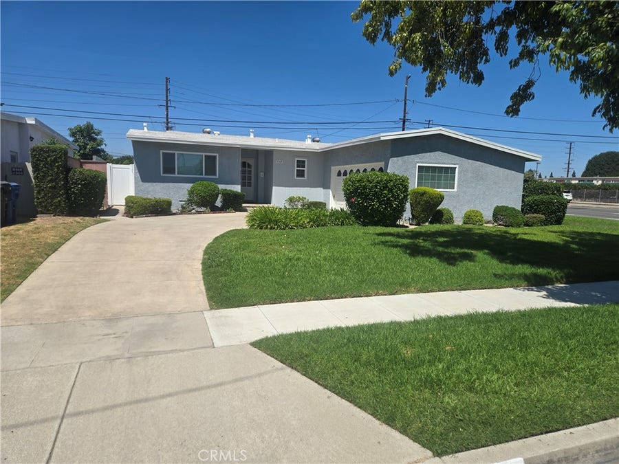 Property photo for 5769 E Oakbrook, Long Beach, CA