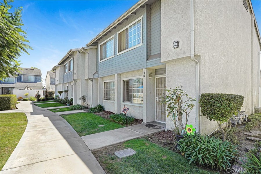 Property photo for 810 W Compton, #16, Compton, CA