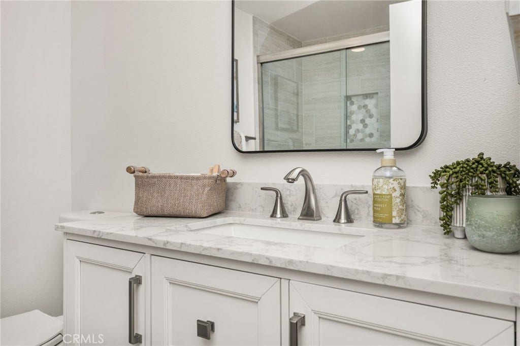 27272 Ryan Dr, Laguna Niguel, CA 92677 27272 Ryan Dr, Laguna Niguel, CA 92677