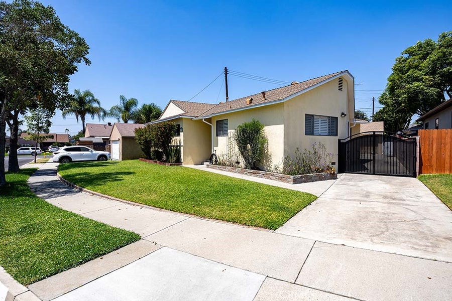 Property photo for 9321 Sideview, Downey, CA