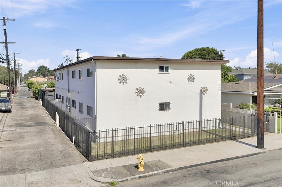 Property photo for 10621 San Carlos, South Gate, CA