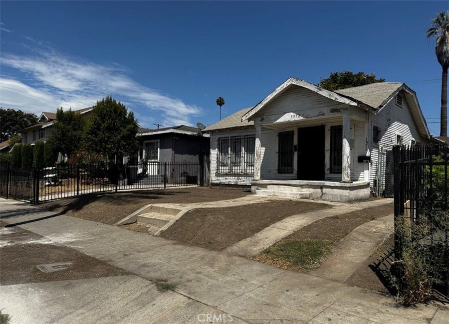 Property photo for 3972 S Hobart, Los Angeles, CA