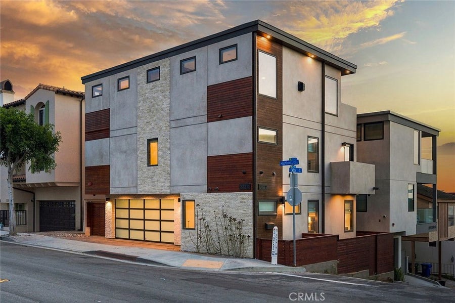 Property photo for 232 30th, Manhattan Beach, CA