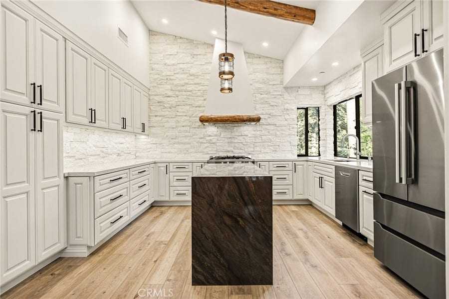 Property photo for 26325 Jacqueline Rd, Twin Peaks, CA
