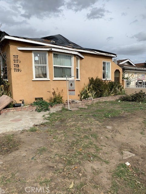 Property photo for 717 W 77th, Los Angeles, CA