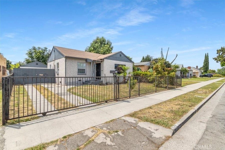 Property photo for 322 W School Street, Compton, CA