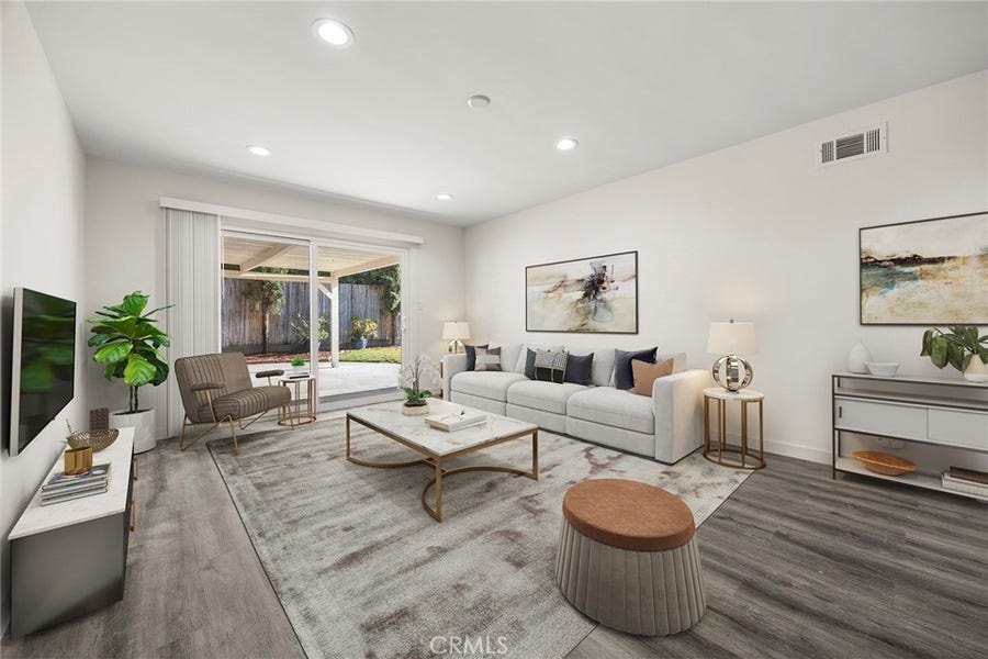 Property photo for 369 San Juan Way, La Canada Flintridge, CA