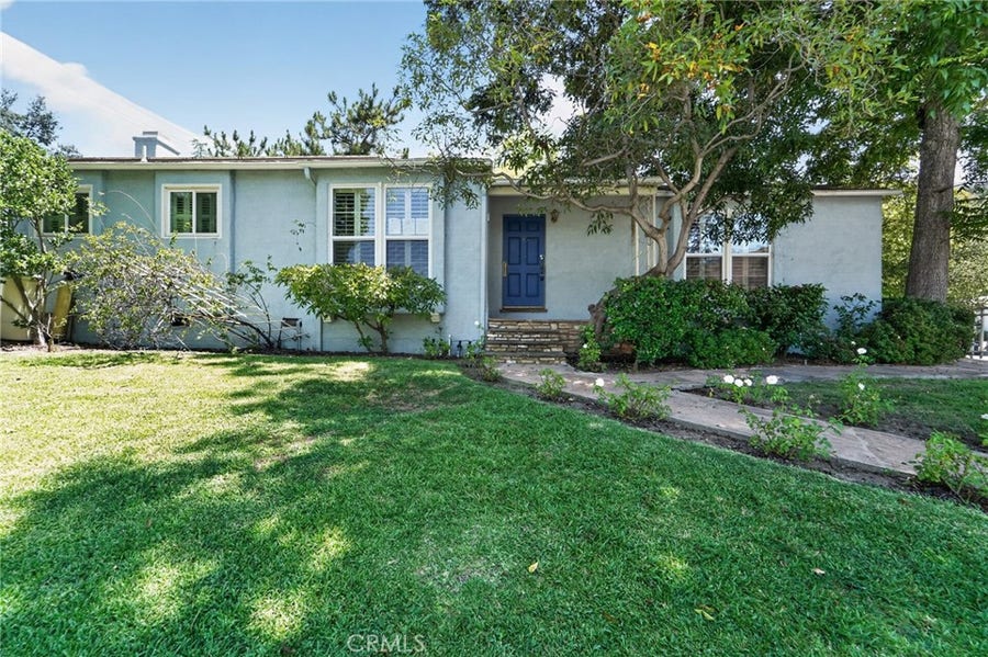 Property photo for 2201 E Glenoaks, Glendale, CA