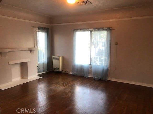 Property photo for 115 E 12th, #4, Long Beach, CA