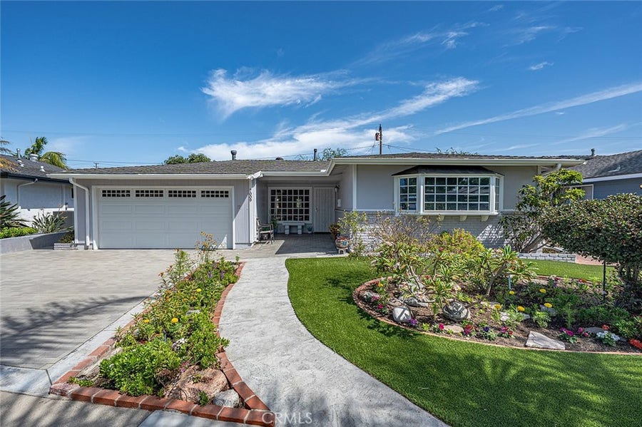 Property photo for 7009 E El Paseo, Long Beach, CA