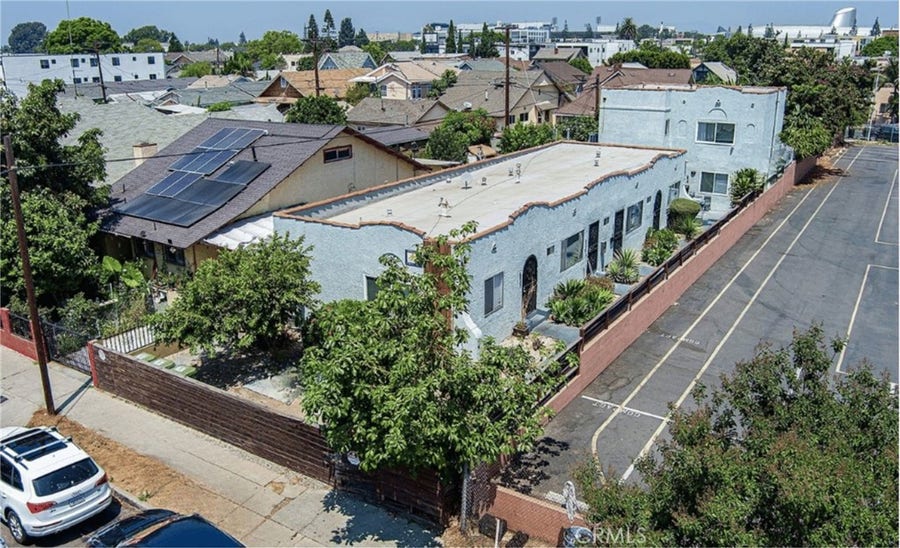 Property photo for 517 W 42nd, Los Angeles, CA
