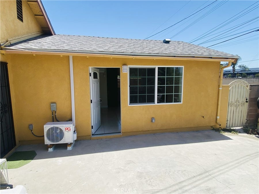 Property photo for 2558 W Lullaby Lane, #STUDIO, Anaheim, CA