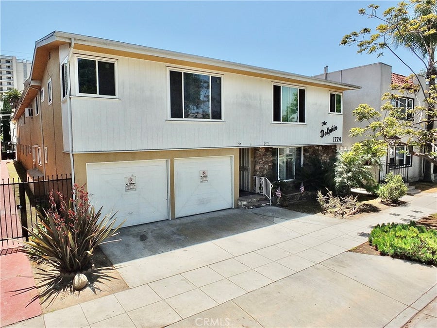 Property photo for 1724 E 1st, #3, Long Beach, CA