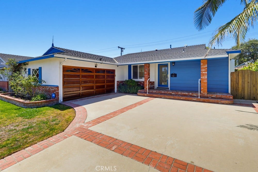 861 Roxanne, Long Beach, CA 90815 861 Roxanne, Long Beach, CA 90815
