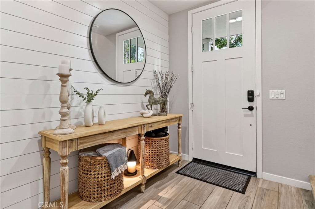 14 Marisol, Rancho Mission Viejo, CA 92694 Foyer with shiplap walls and neutral paint.