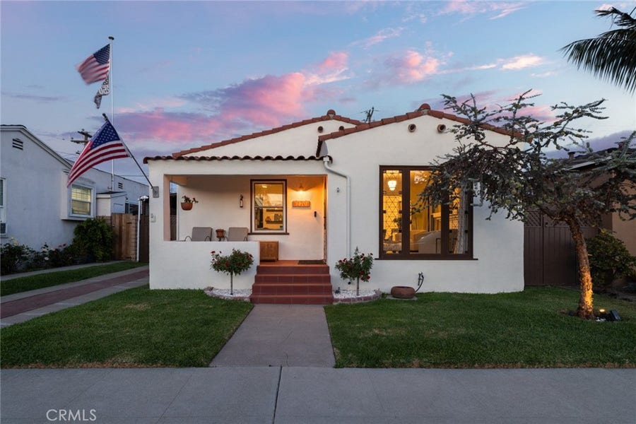 Property photo for 270 Campo, Long Beach, CA
