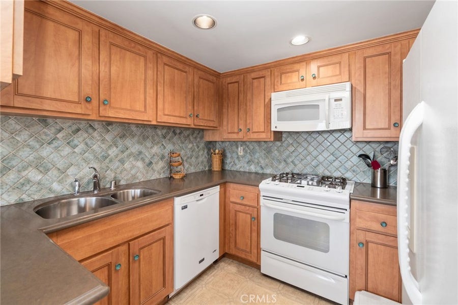 Property photo for 106 N Western, #302, San Pedro, CA