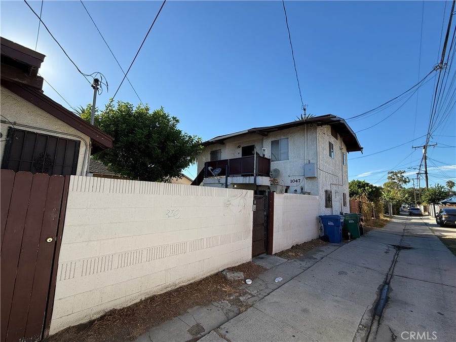 Property photo for 1047 E New York, Long Beach, CA