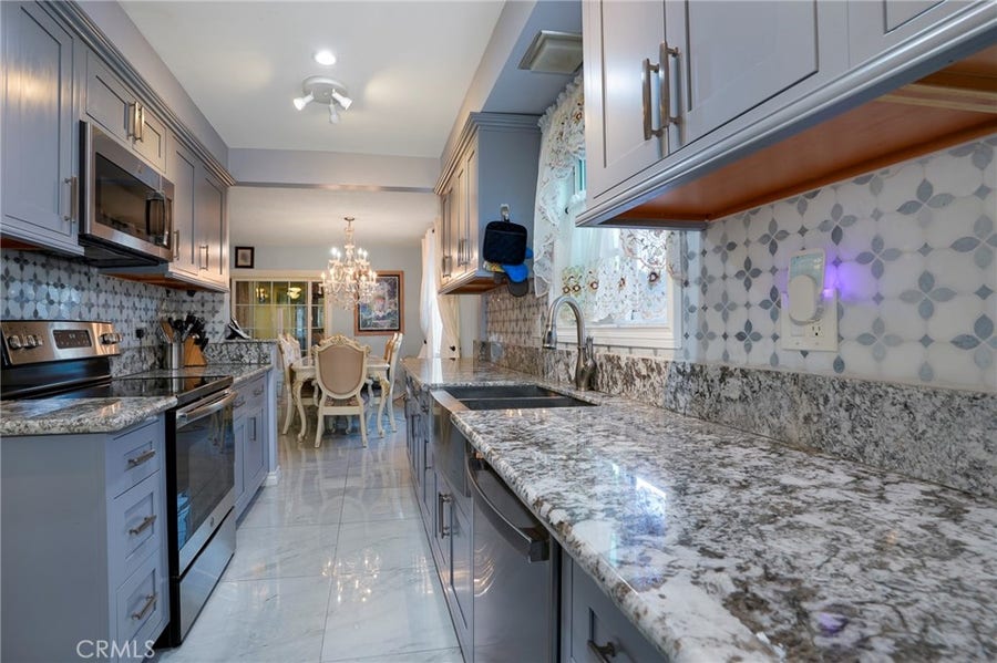 Property photo for 727 W Hill, Long Beach, CA