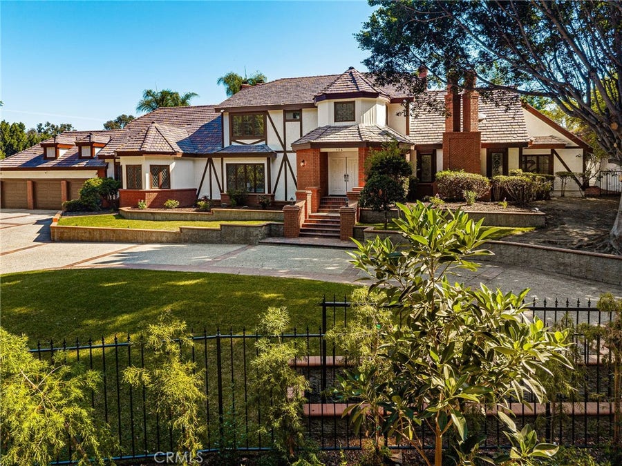 Property photo for 126 S Lakeview Avenue, Anaheim Hills, CA