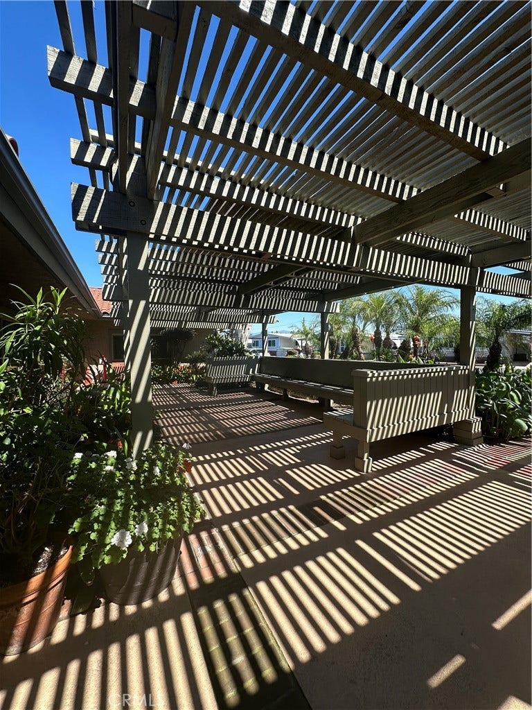 24701 Raymond, #195, Lake Forest, CA 92630 community area