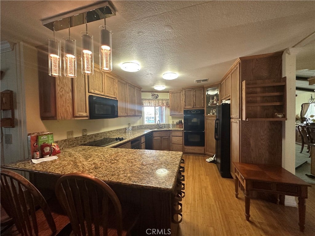 24701 Raymond, #195, Lake Forest, CA 92630 24701 Raymond, #195, Lake Forest, CA 92630
