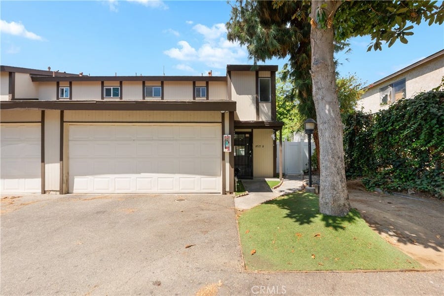 Property photo for 8515 Burnet #B Avenue, #B, North Hills, CA