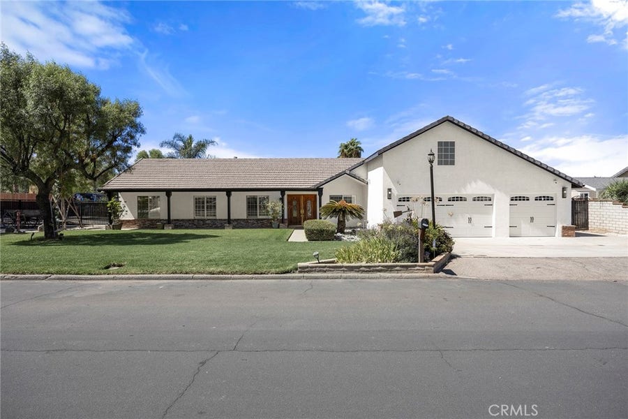 Property photo for 17411 Kaison Circle, Riverside, CA