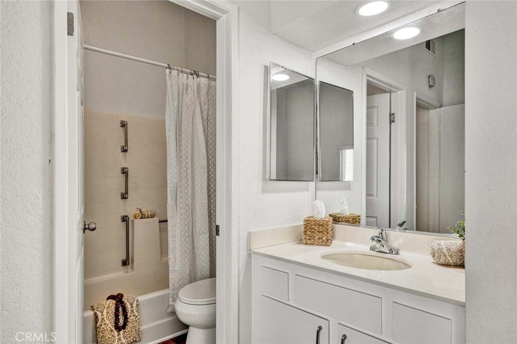 22 Aruba, Laguna Niguel, CA 92677 Updated primary bathroom