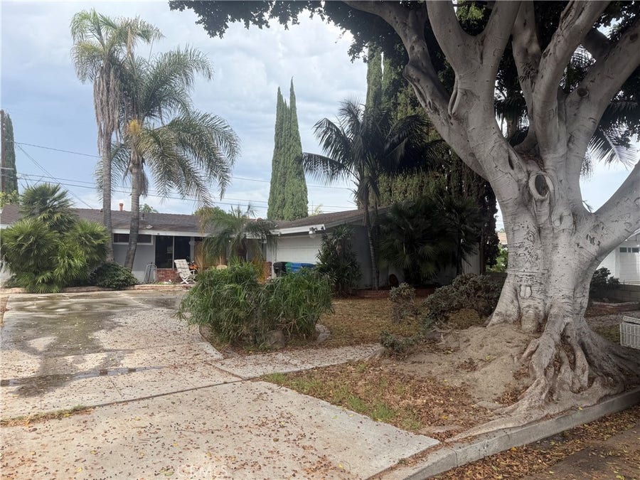 Property photo for 3405 E Harding, Long Beach, CA