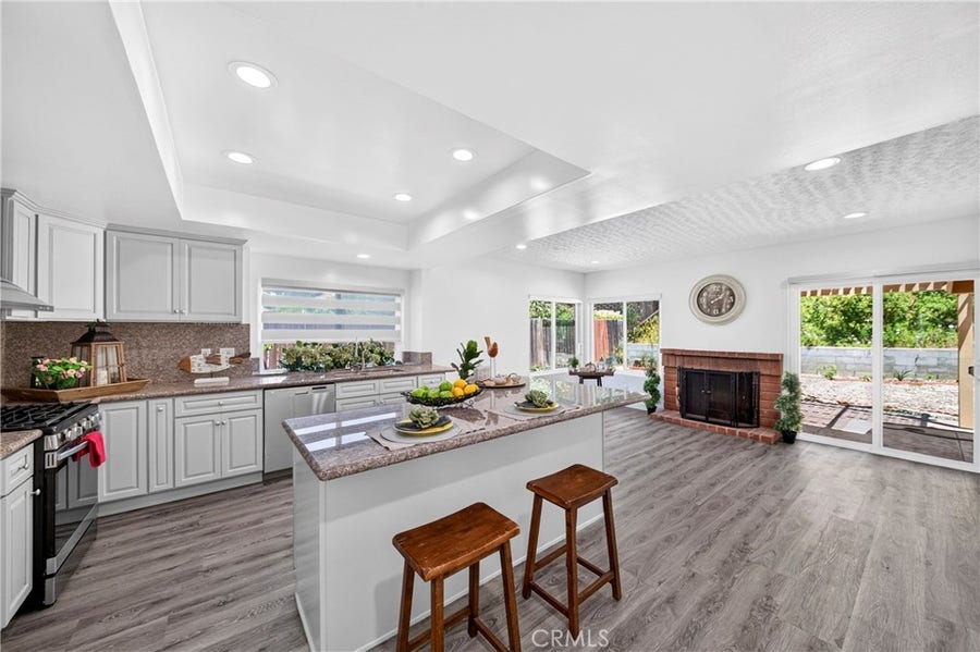 Property photo for 404 Continental Ct, Newbury Park, CA