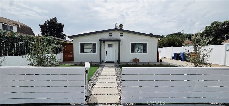 Property photo for 3455 Baltic Avenue, Long Beach, CA