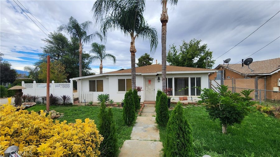 Property photo for 39063 Vineland Street, Cherry Valley, CA