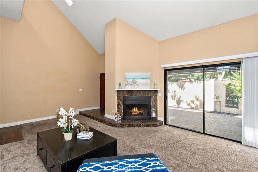Property photo for 5465 E Centralia, Long Beach, CA