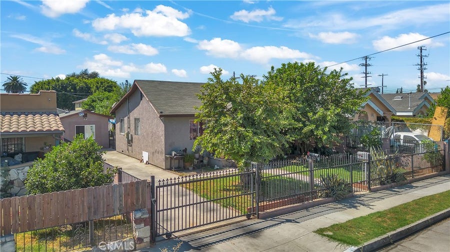 Property photo for 8711 S Fir, Los Angeles, CA