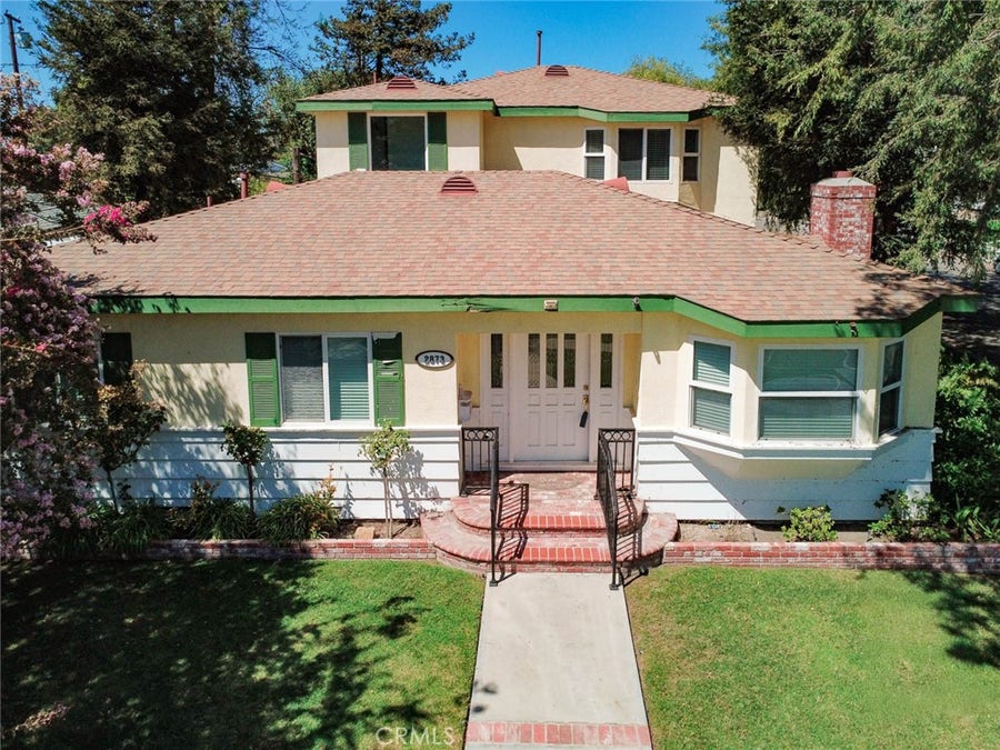 Property photo for 2873 San Vicente Ave, Long Beach, CA