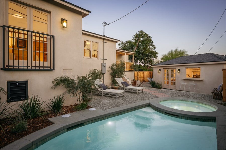 Property photo for 815 Cresthaven, Los Angeles, CA