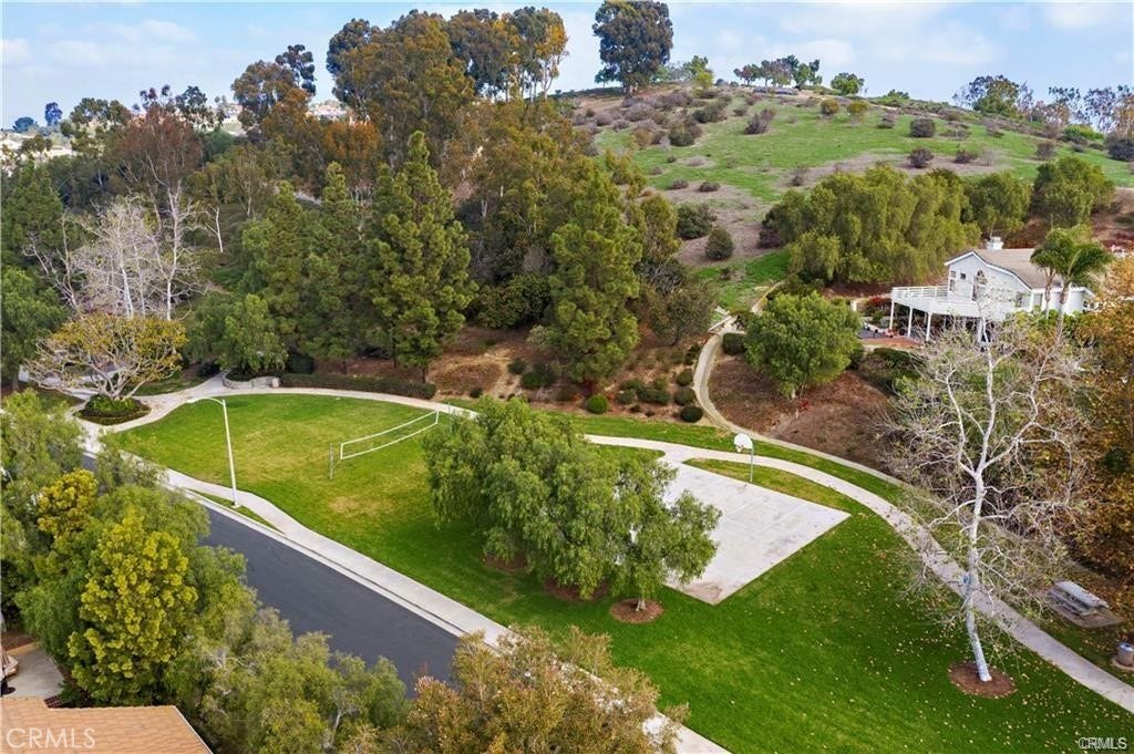 15 Glastonbury Pl, Laguna Niguel, CA 92677 15 Glastonbury Pl, Laguna Niguel, CA 92677