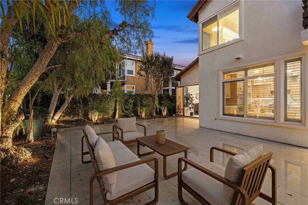 15 Glastonbury Pl, Laguna Niguel, CA 92677 15 Glastonbury Pl, Laguna Niguel, CA 92677