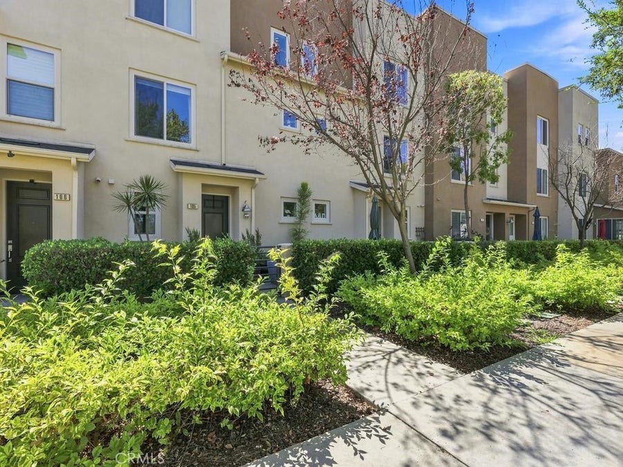 Property photo for 5440 Pacific Terrace, #105, Hawthorne, CA
