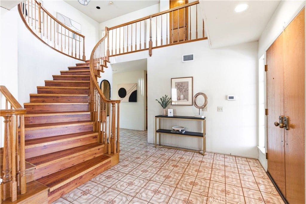 3581 Hawkwood, Diamond Bar, CA 91765 Gorgeous entry way