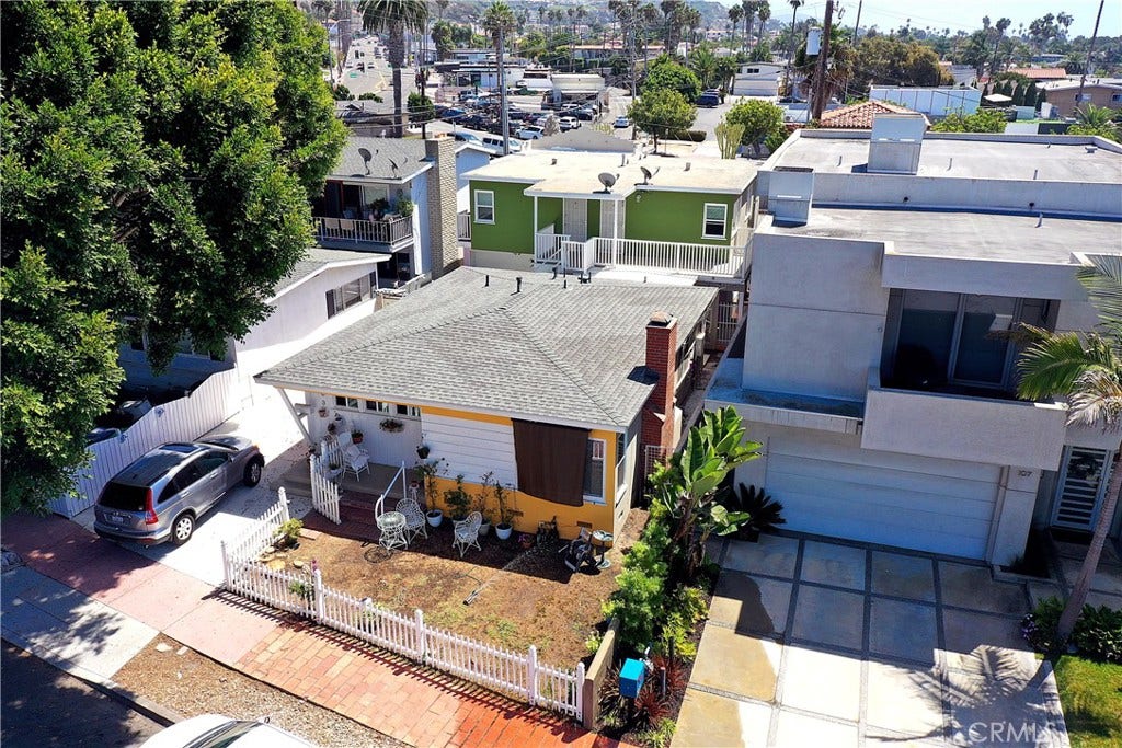 103 Avenida Aragon, San Clemente, CA 92672 103 Avenida Aragon, San Clemente, CA 92672